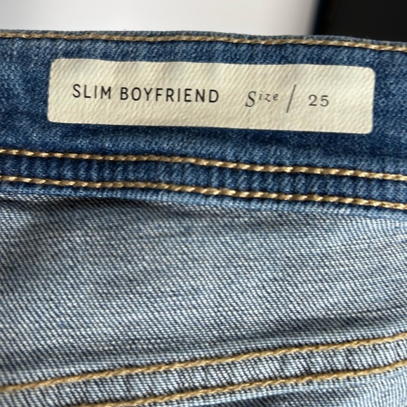 Pilcro and the Letterpress ANTHROPOLOGIE Slim Boyfriend Jeans Embroidered Sz 25 - Picture 3 of 8